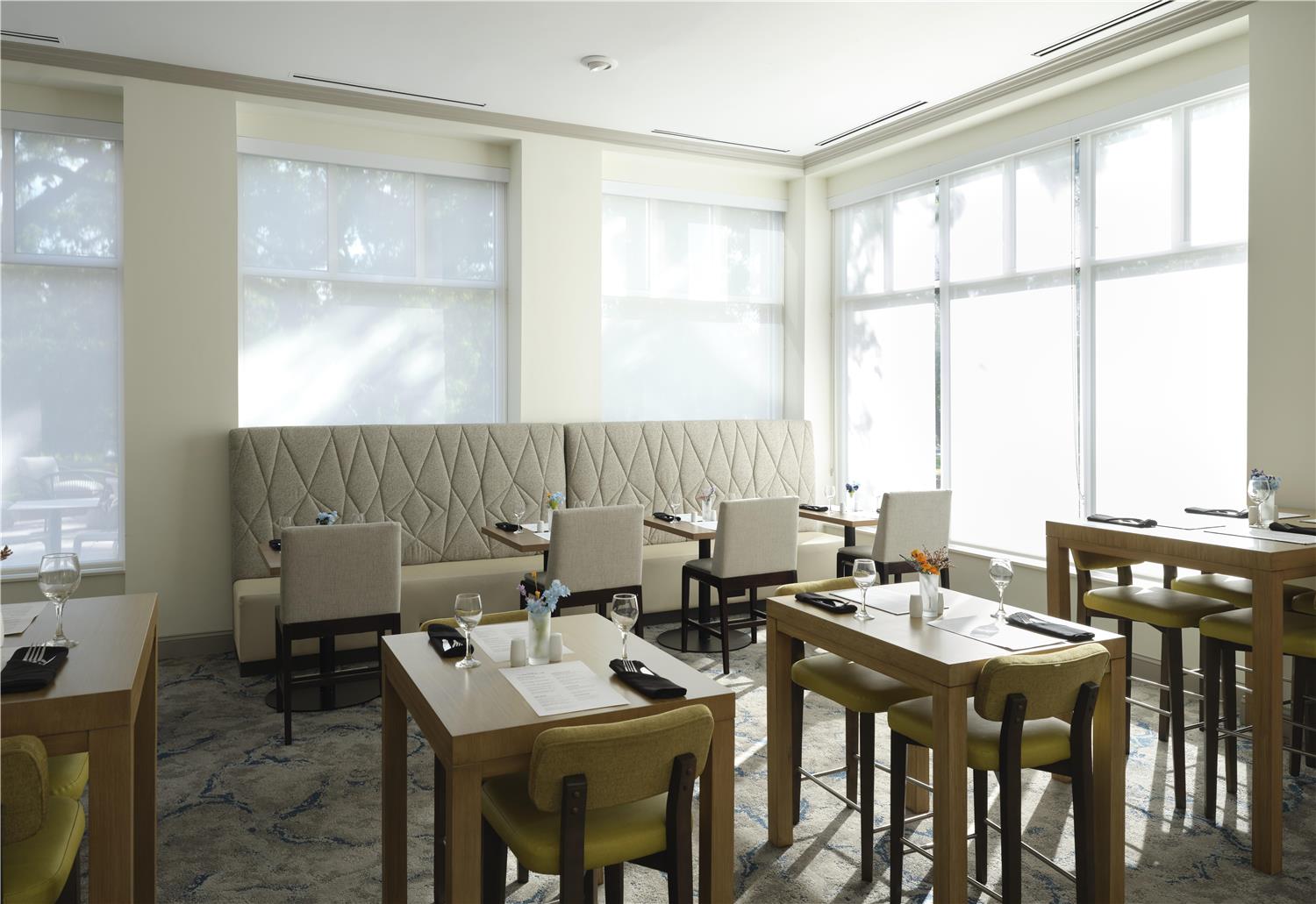 restaurant cafeteria