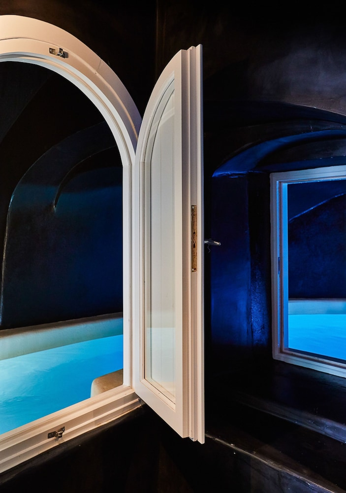 Dana Villas and Infinity Suites 25/70