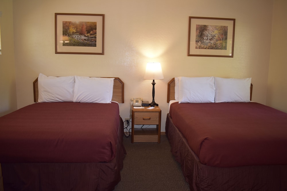 Lazy J Ranch-Americas Best Value Inn 24/52