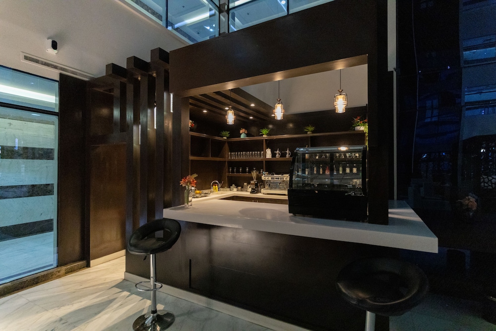 فندق ادماير(Admire Apart' Hotel) 8/50