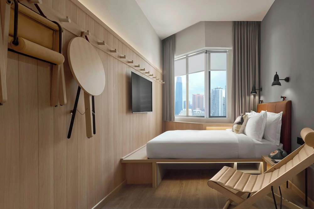Moxy Kuala Lumpur Chinatown 12/43