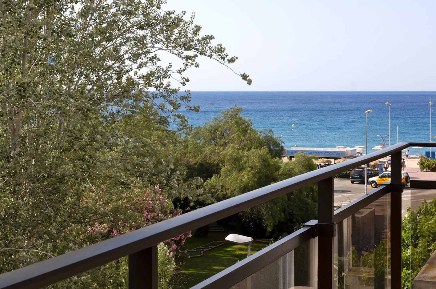 Suites del Mar Fenals 90/100