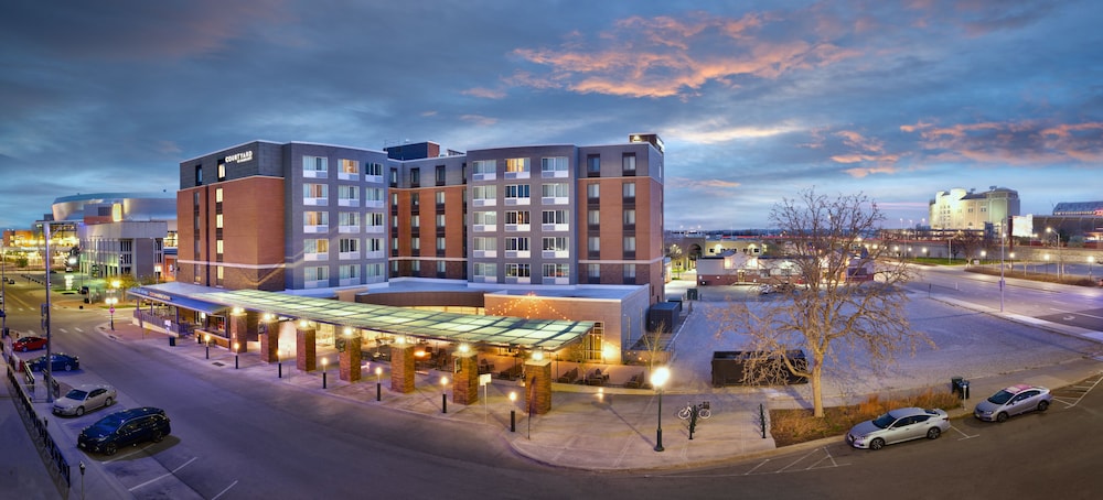 Courtyard Lincoln Downtown 5/63