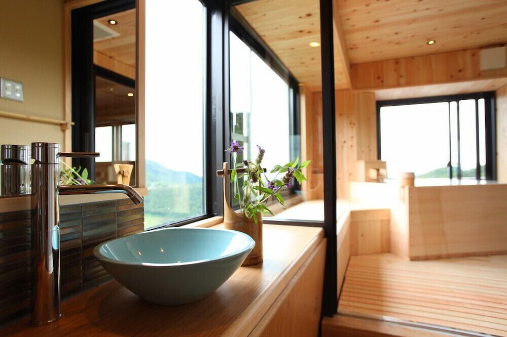 Hotel Higashidate 49/50