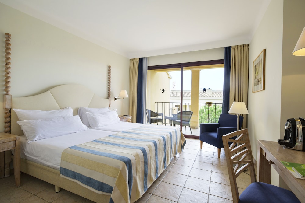 Room at Robinson Cala Serena, FELANITX
