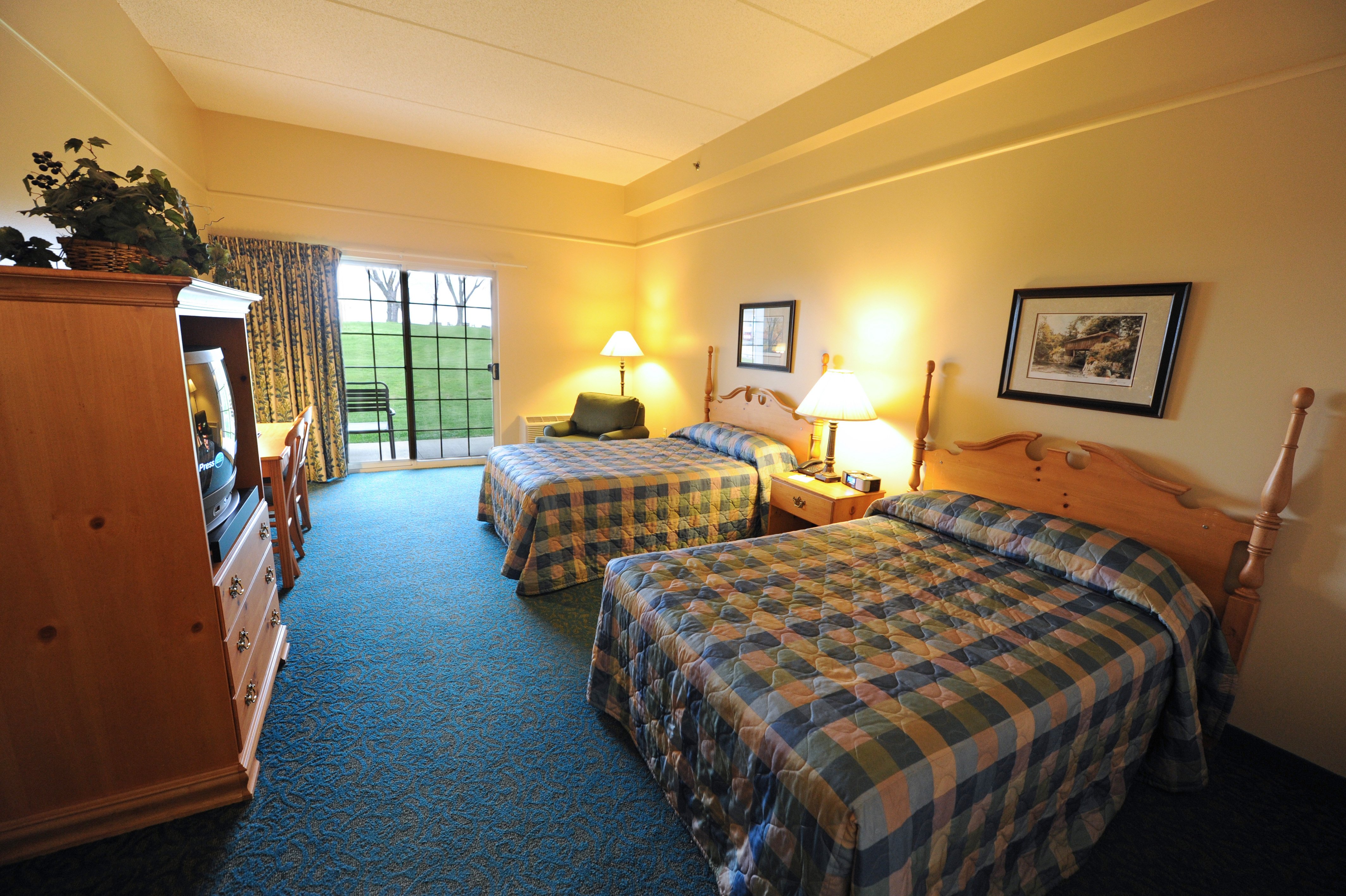 The Lodge At Geneva-On-The-Lake 6/40