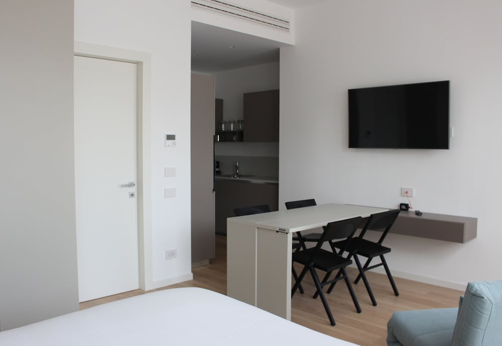 Milan Eleven by Brera Apartments 40/50