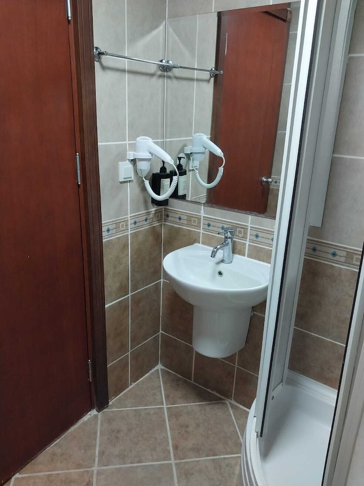 Hotel Santamarina 73/73