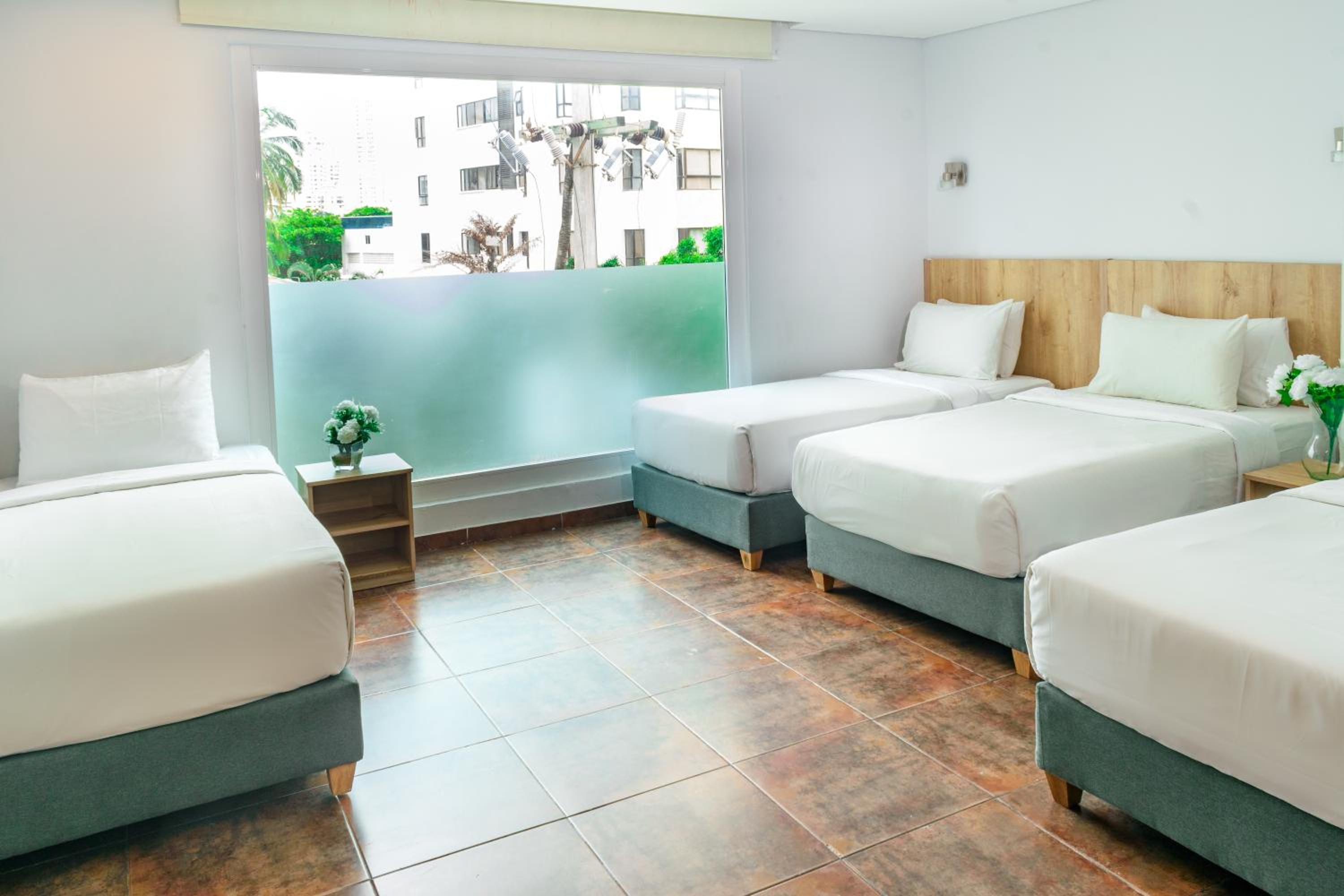 غرفة سوبيريور رباعية، Hotel Caribbean Cartagena 2/2