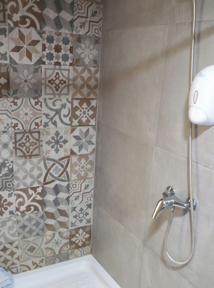 Layiotis Hotel Apartments 22/23