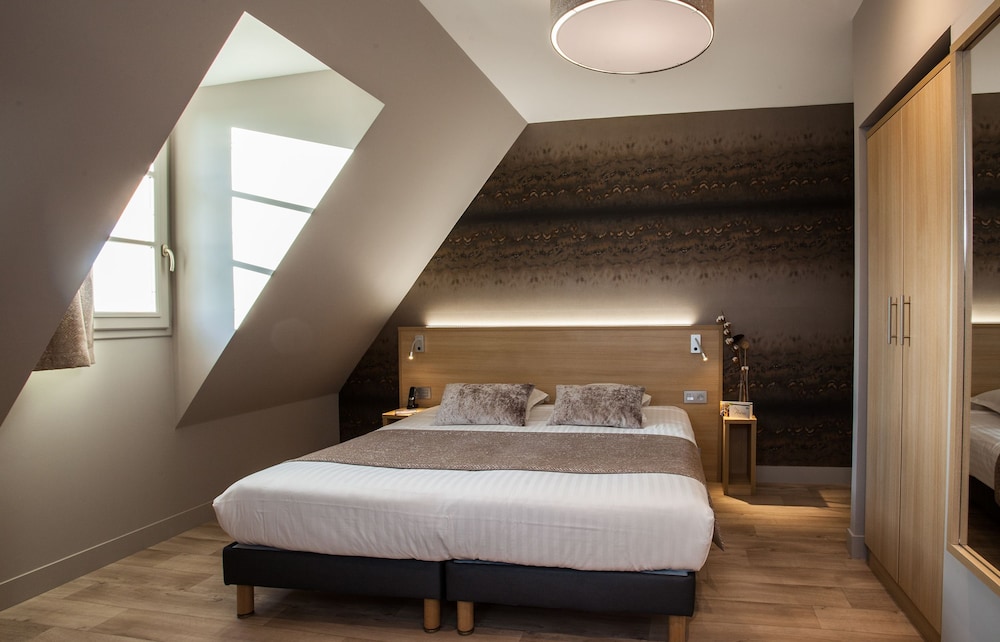 Hotel La Hoirie 26/49