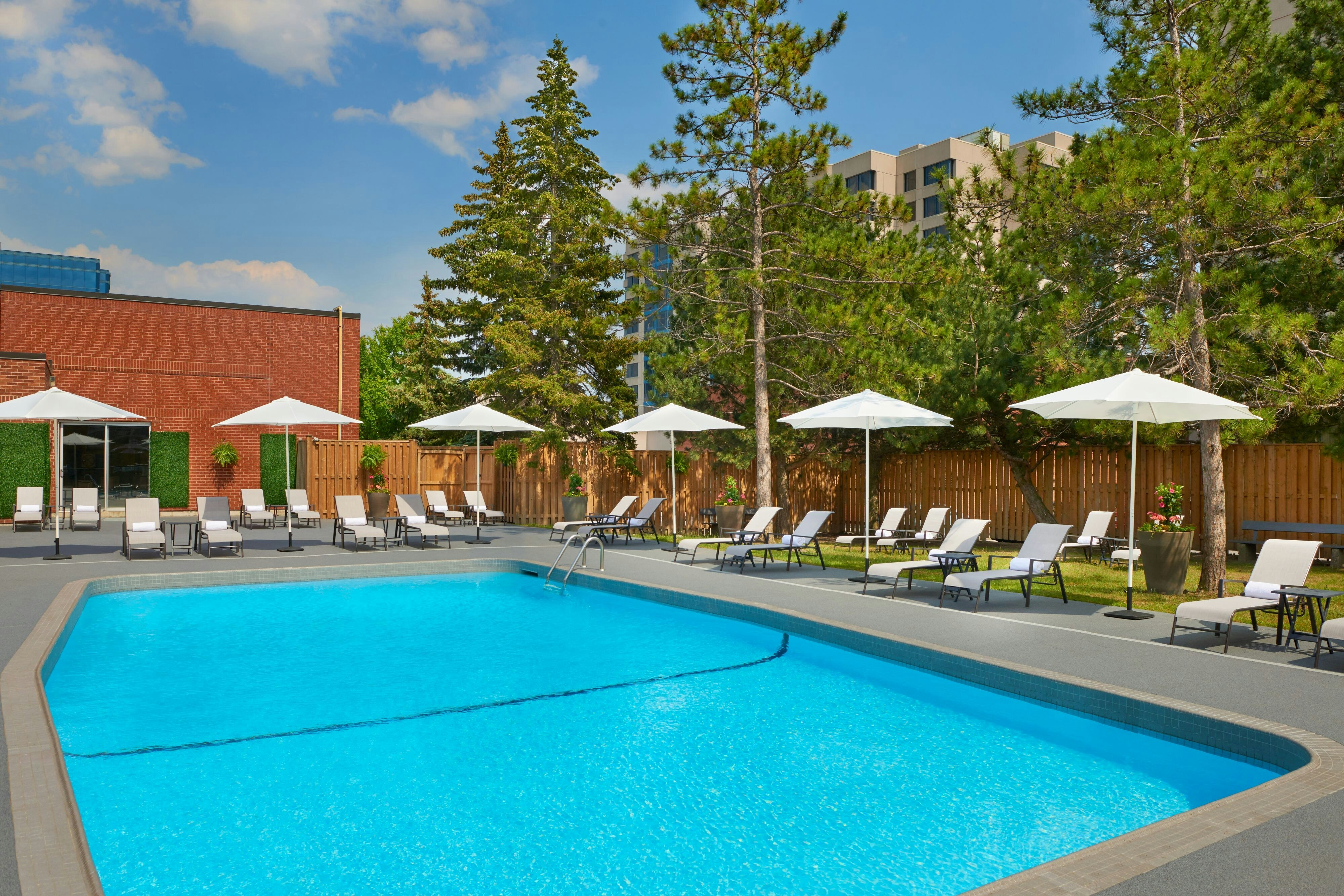 Sheraton Parkway Toronto North Hotel Suites 20/46