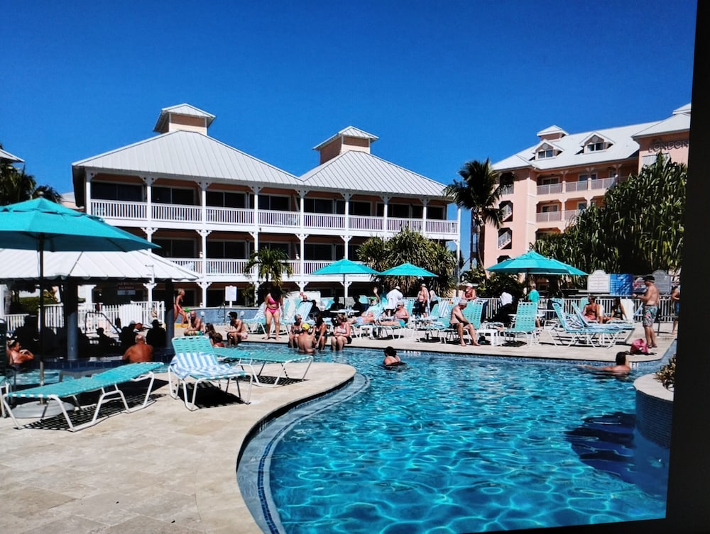 Morritts Tortuga Club And Resort 40/47