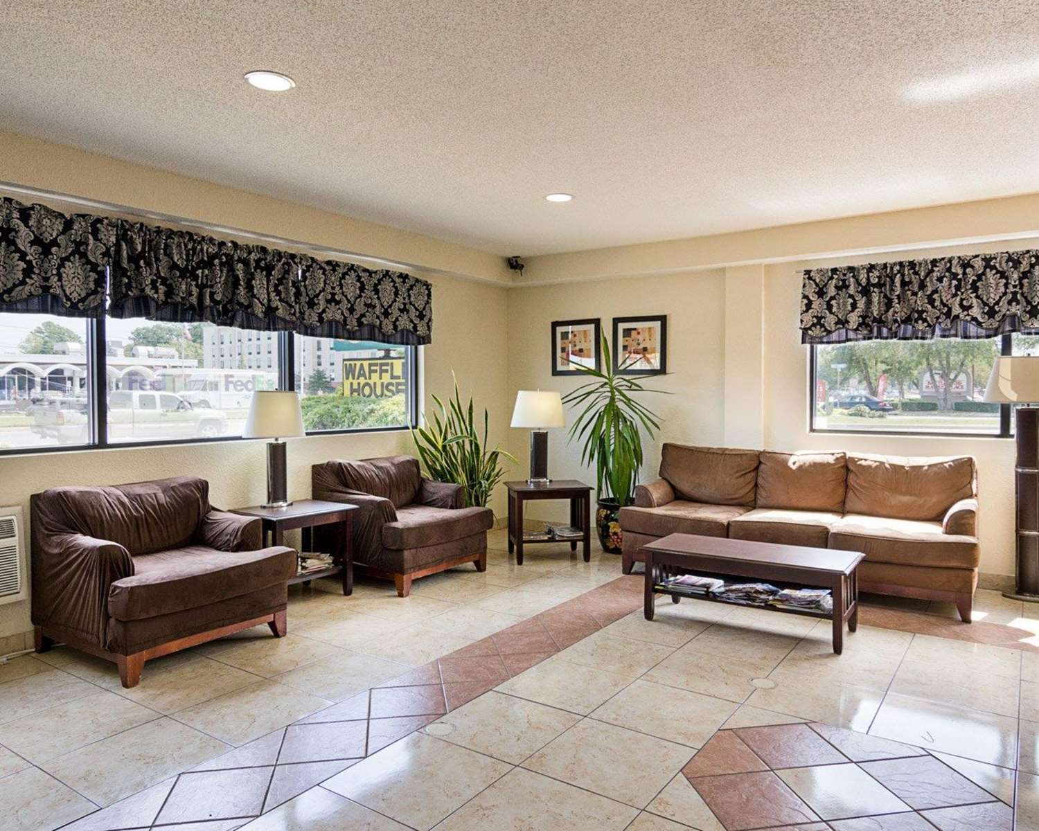 Quality Inn Chesapeake - Greenbrier 17/27