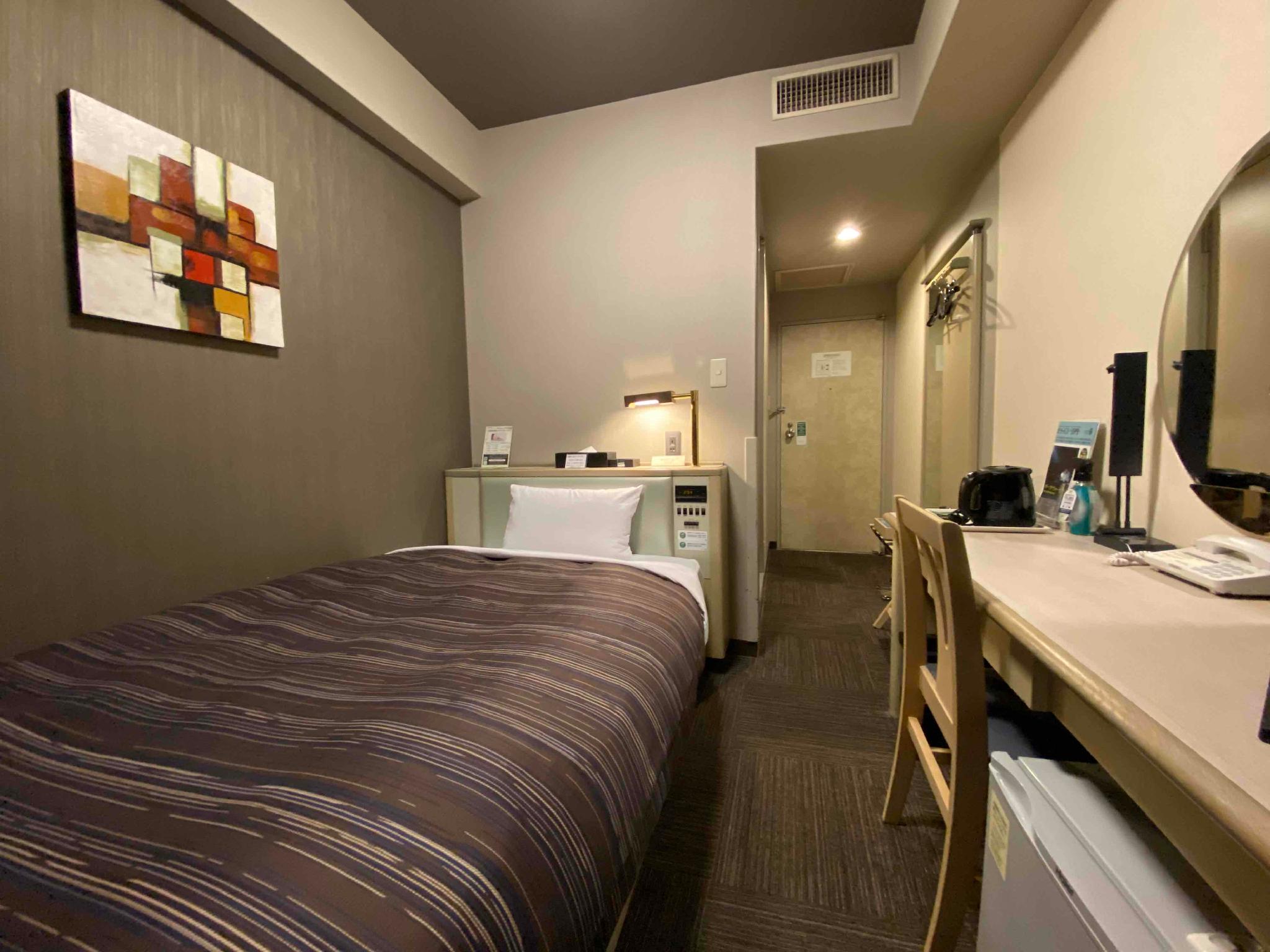 Standard, Single, Semi Double Bed, Smoking