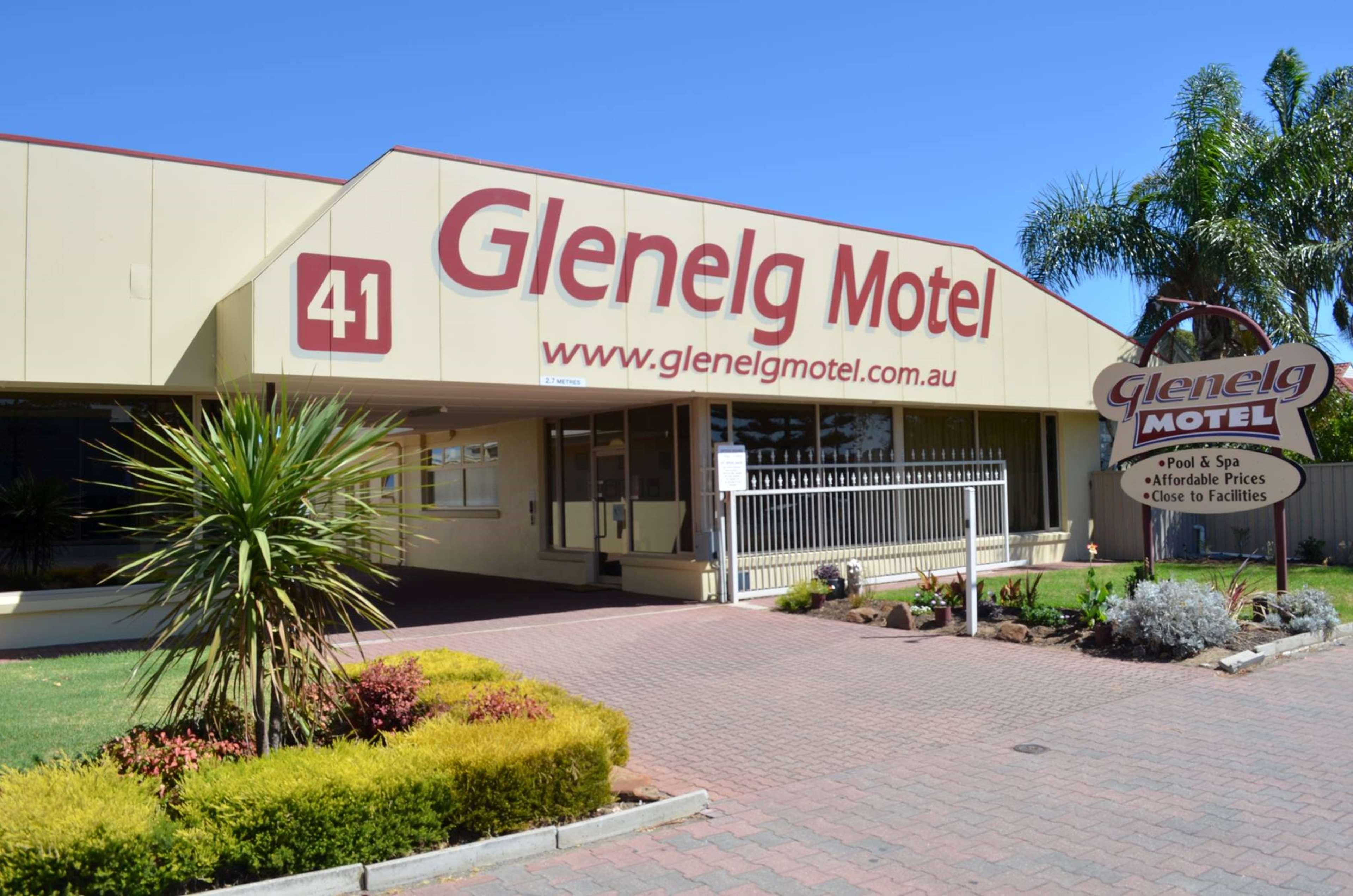 Glenelg Motel 12/34