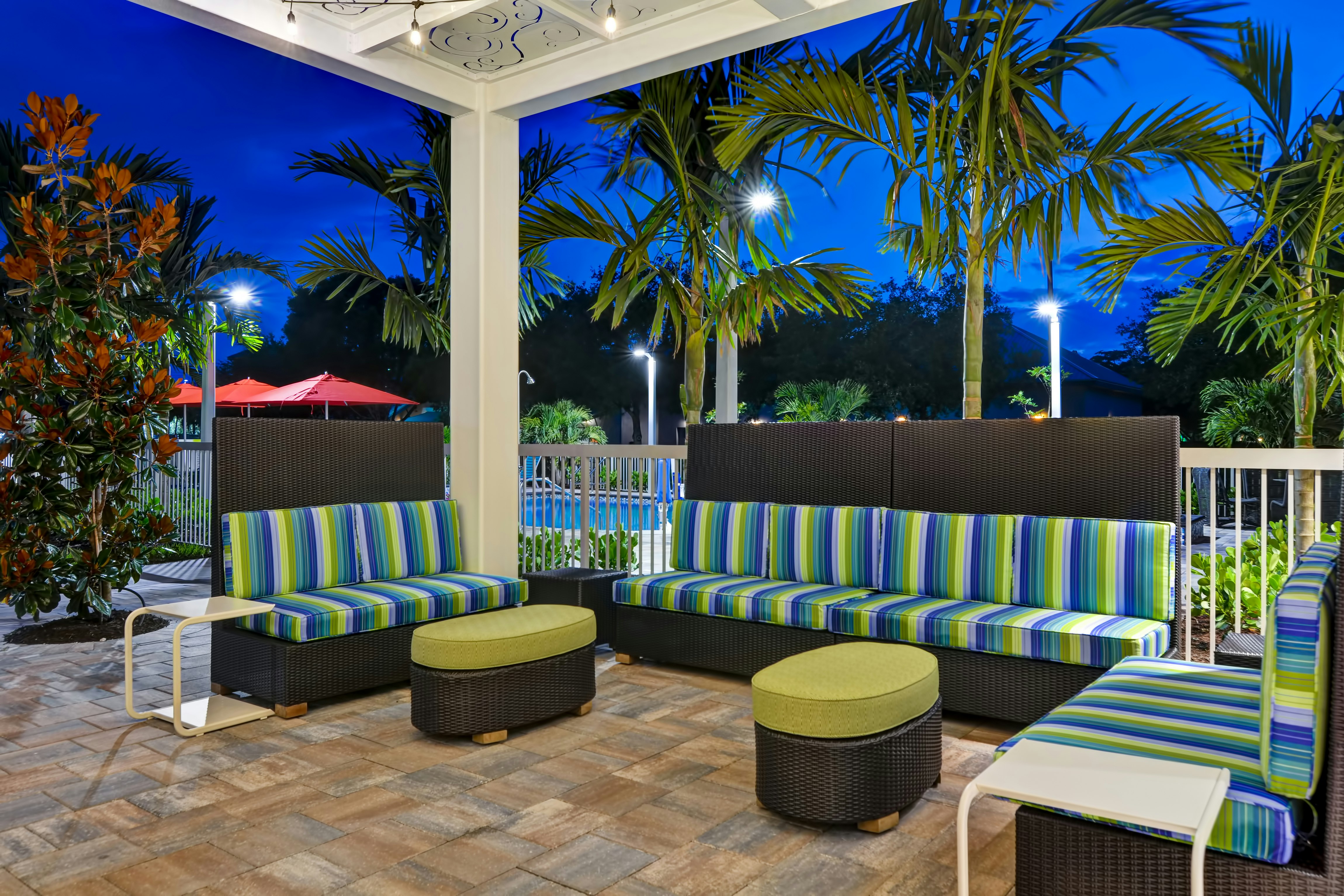 Home2 Suites By Hilton Naples I-75 Pine Ridge Road 12/29