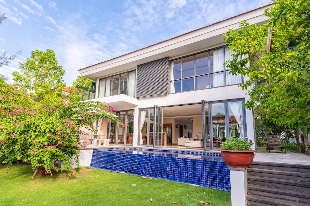 S - Ocean Luxury Villas Danang 45/50