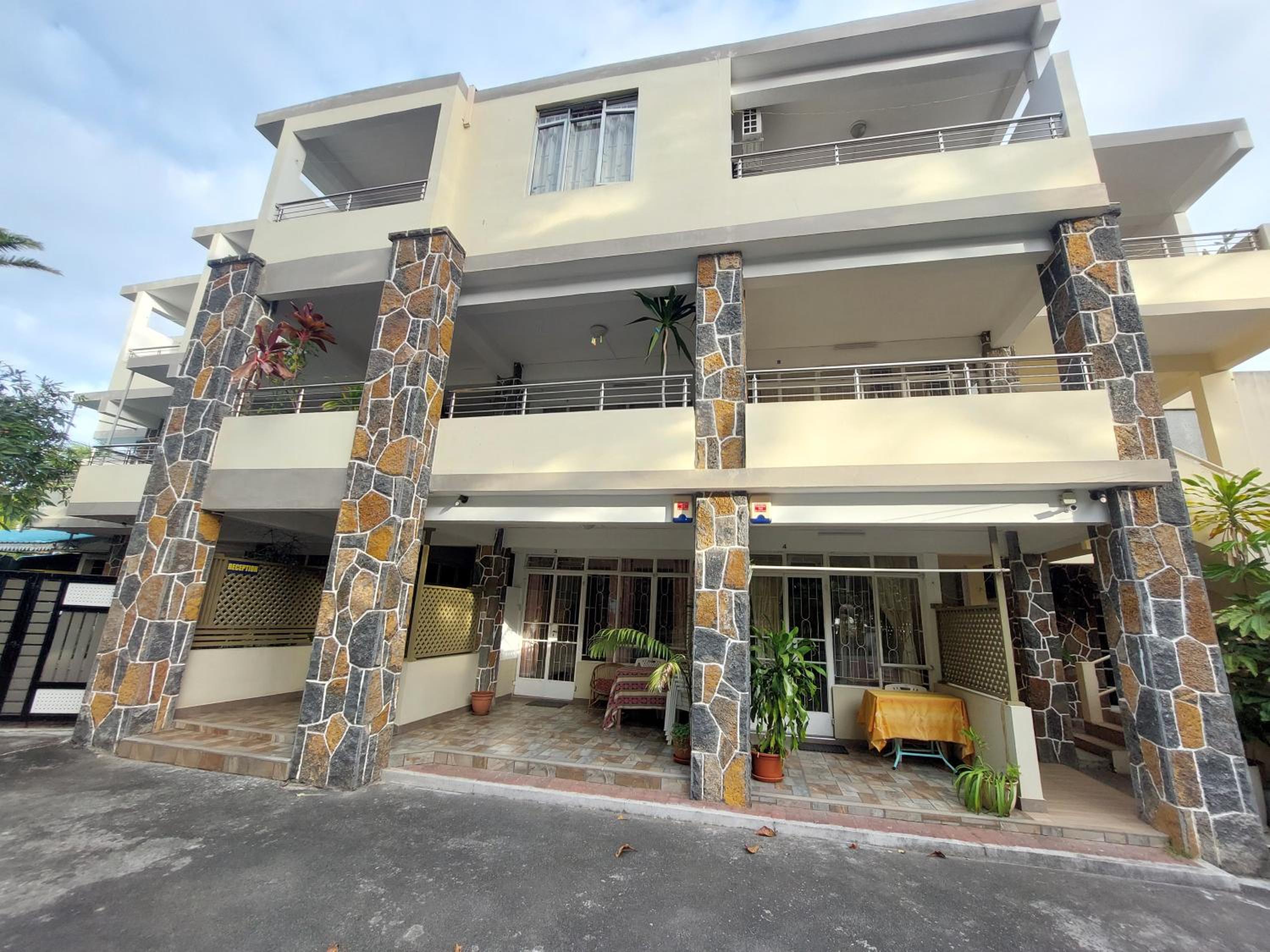 Pereybere Beach Apartments photo5