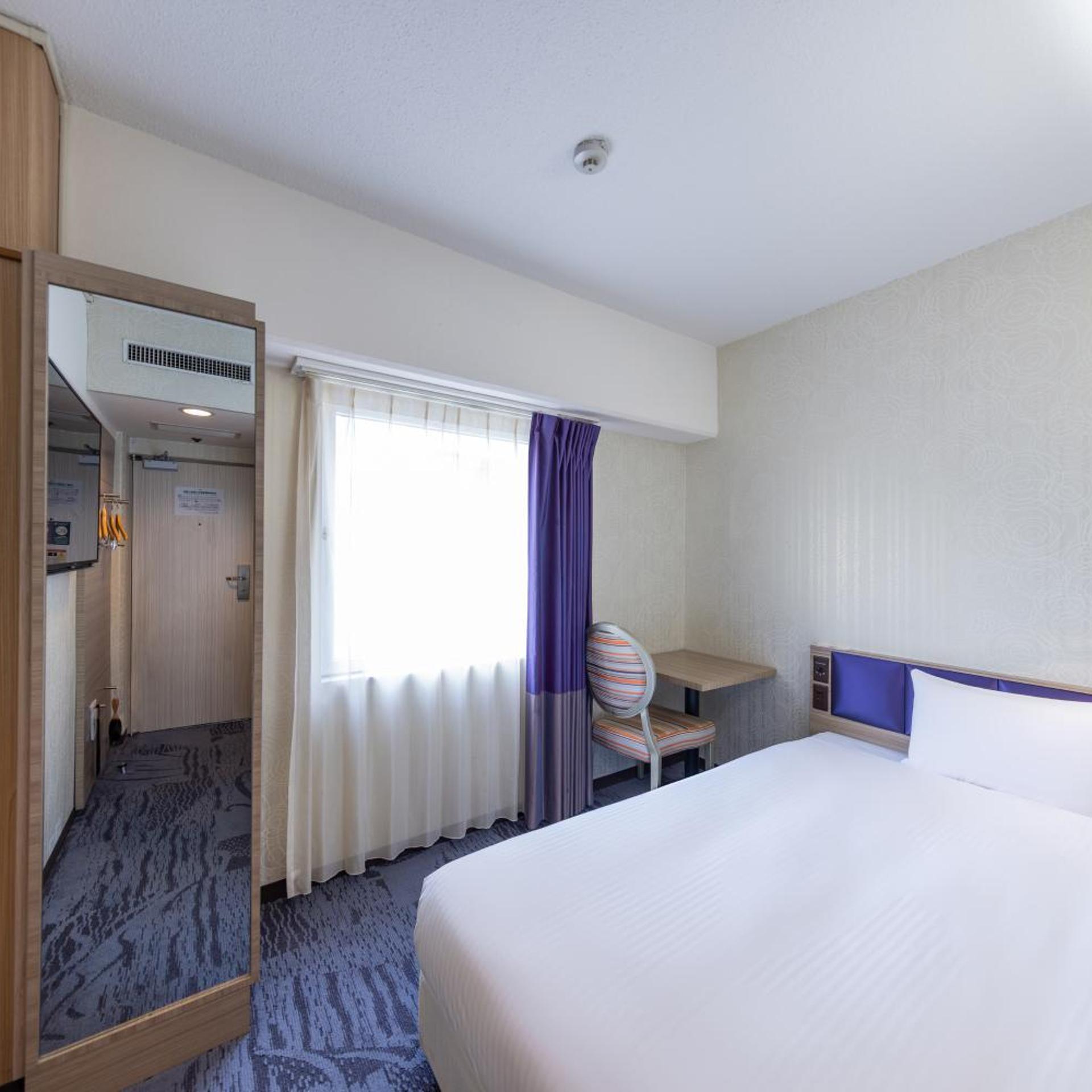 Room, Single, Smoking