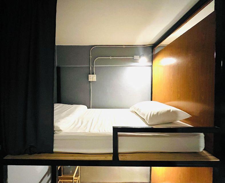 Mixed Dorm, 8 Beds, 2 Double Beds, Shared Bathroom