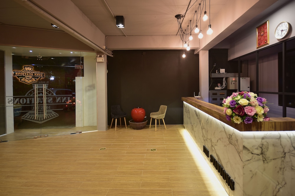 Inn Stations Hostel 33/49