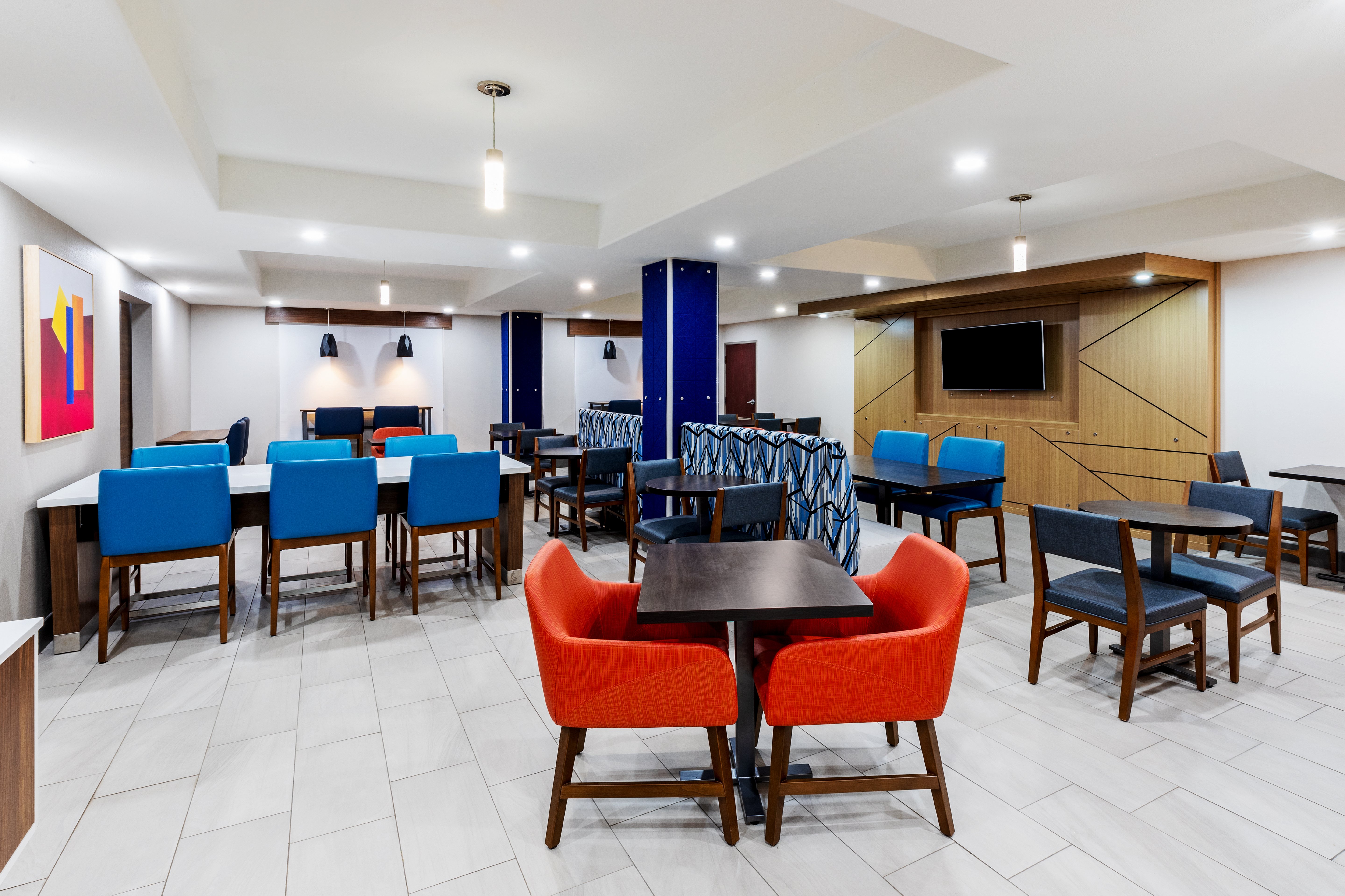 Holiday Inn Express Hotel Suites Henderson Traffic Star 44/54