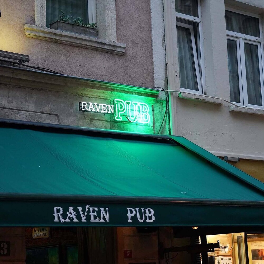 Raven Istanbul Suites 4/57