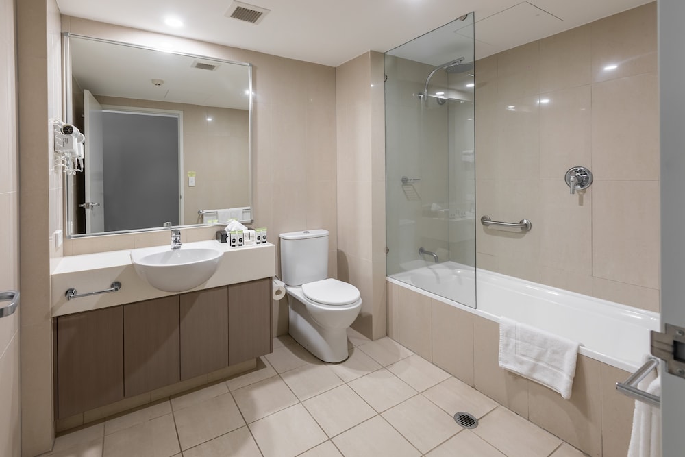 Narrabeen Sands Hotel by Nightcap Plus 66/68