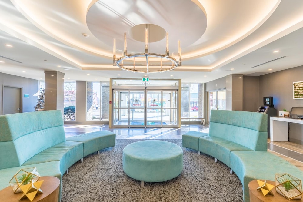 Imperial Hotel and Suites 36/60