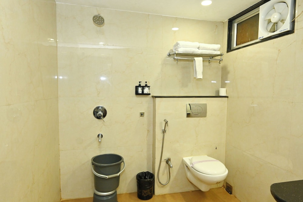 Hotel Simran 37/43