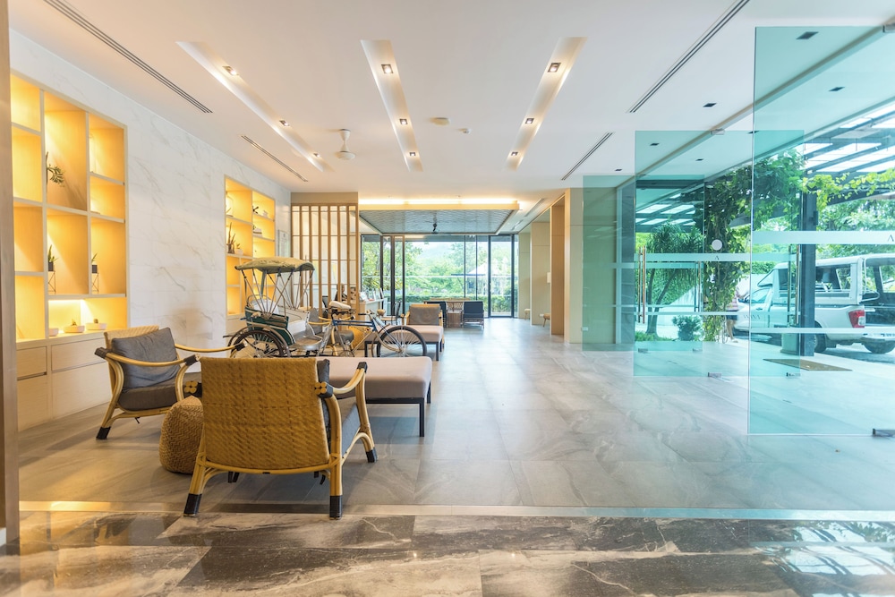 lobby