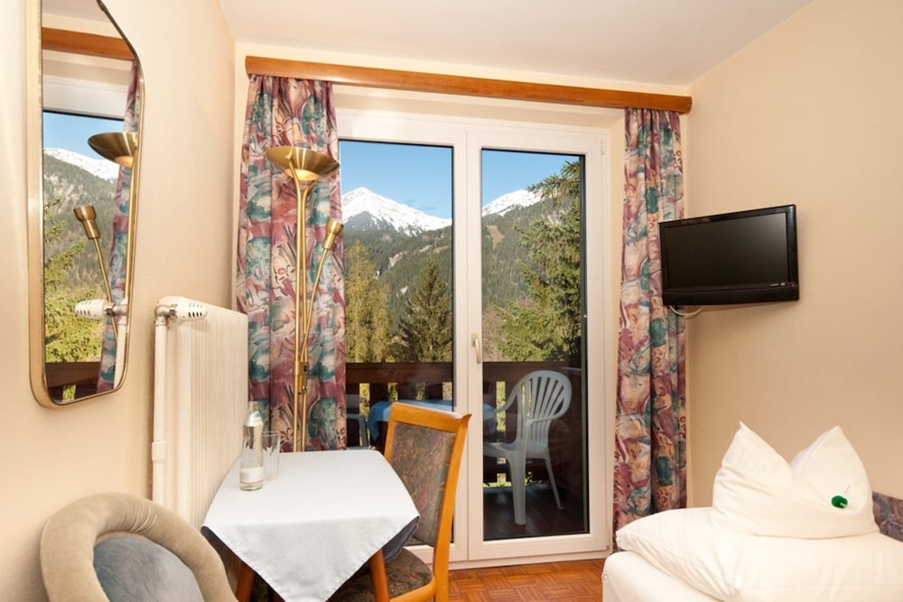 Hotel Alpenblick 60/79
