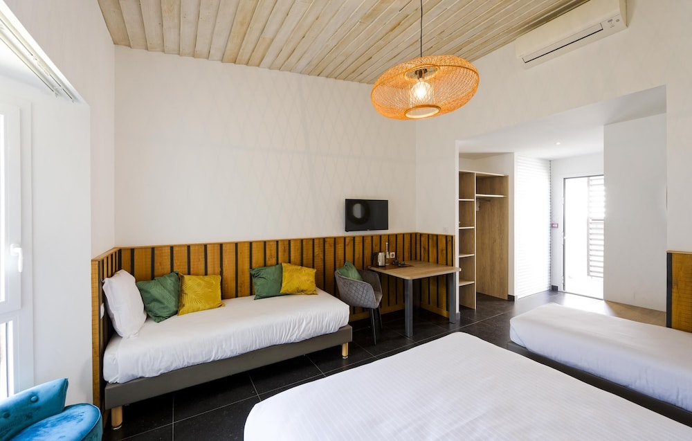 Chateau Hotel le Boisniard 12/50
