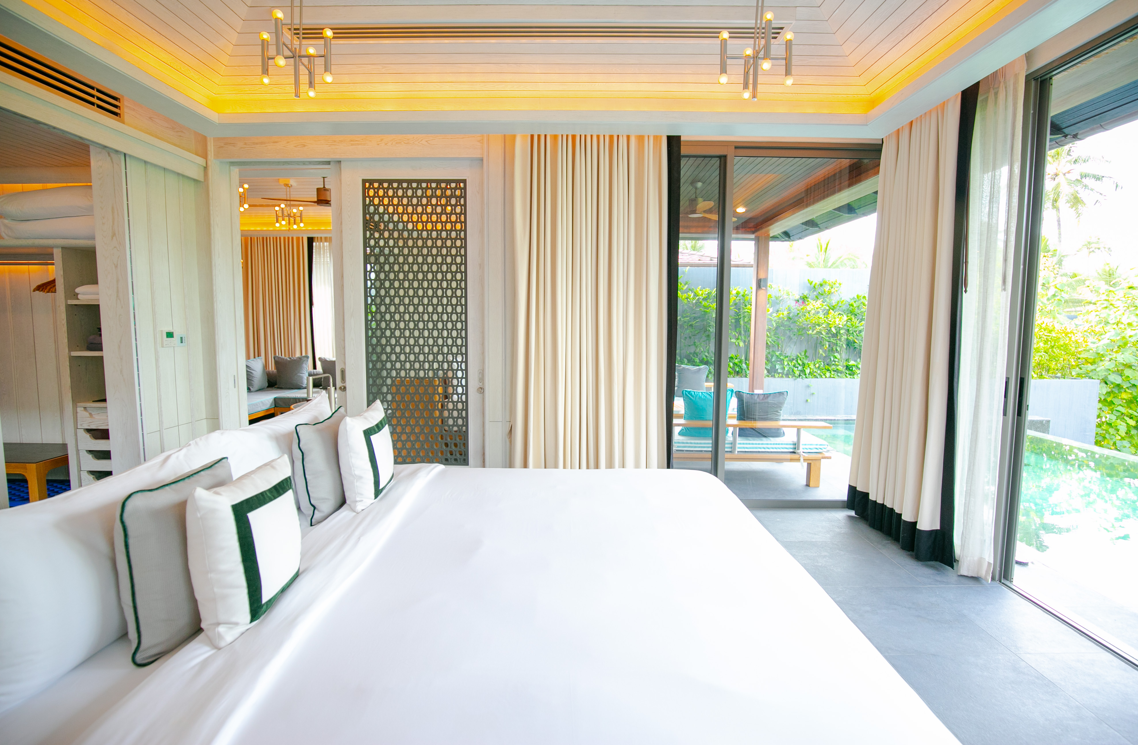 1 Bedroom Luxury Pool Villa