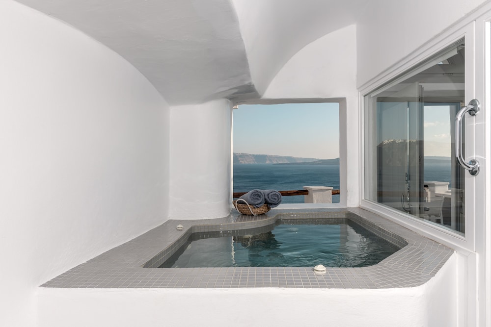 Caldera Premium Villas 34/70