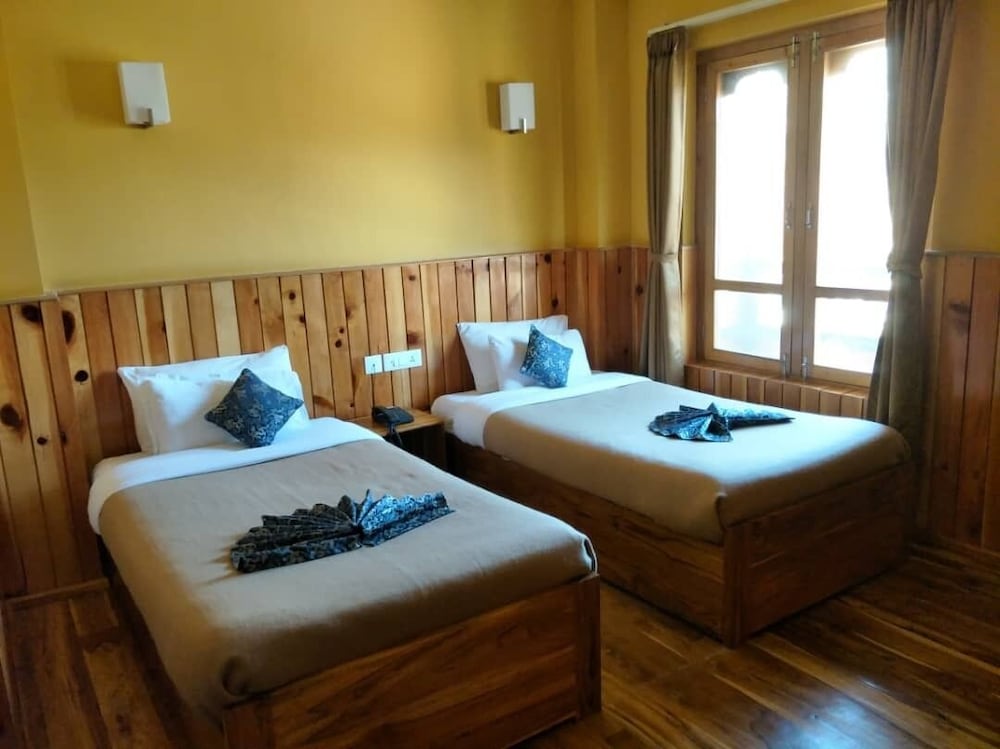 Hotel Khamsum 10/32