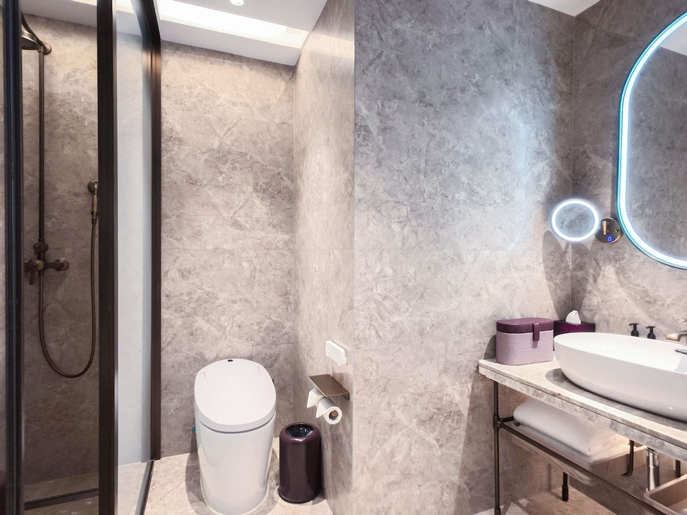 Mercure Beijing Downtown 69/71