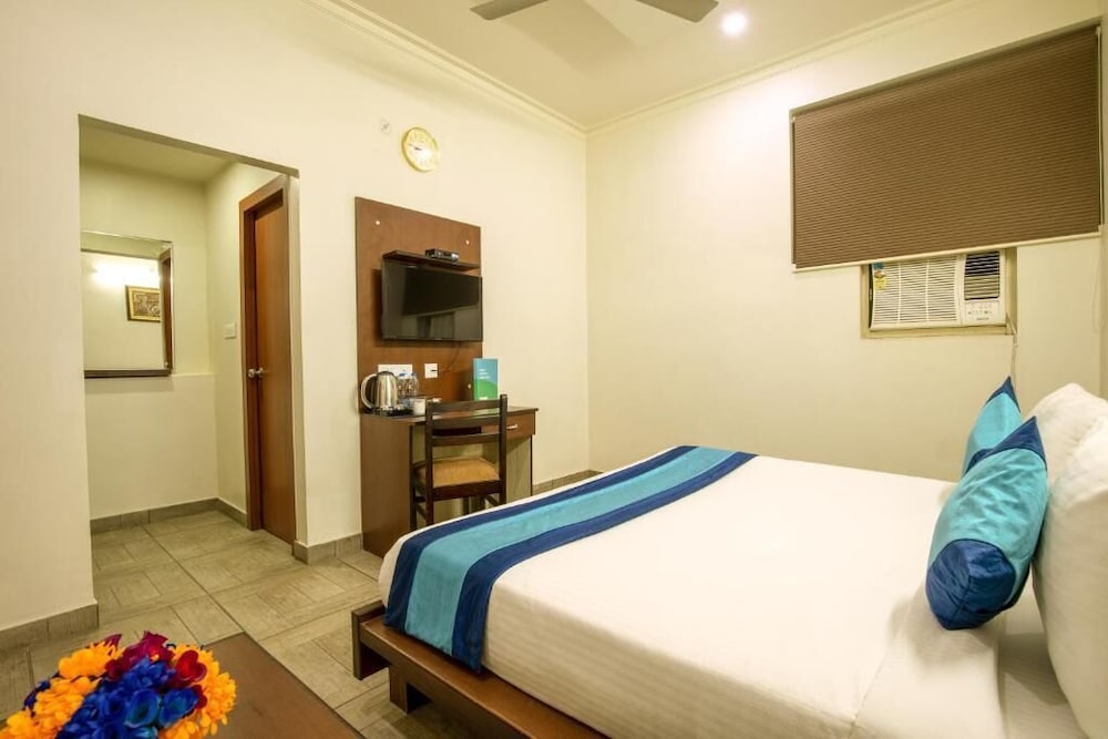 Elite Suites Mint Gomti Nagar 18/50