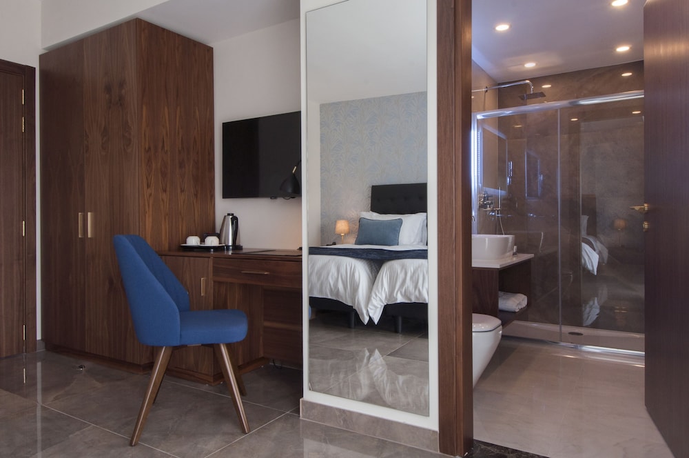 The Duke Boutique Hotel 34/50