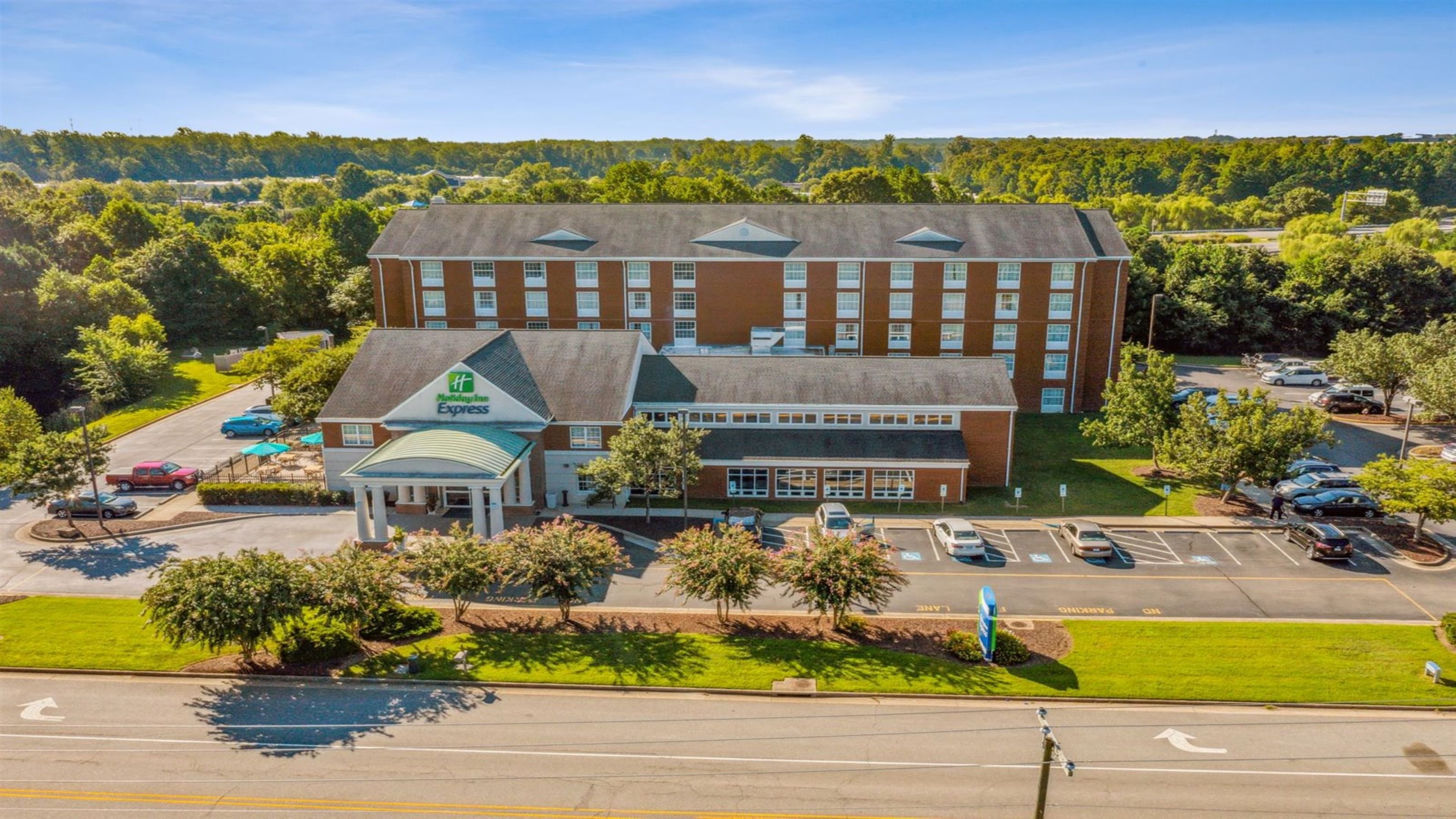 Holiday Inn Express Williamsburg North 5/71
