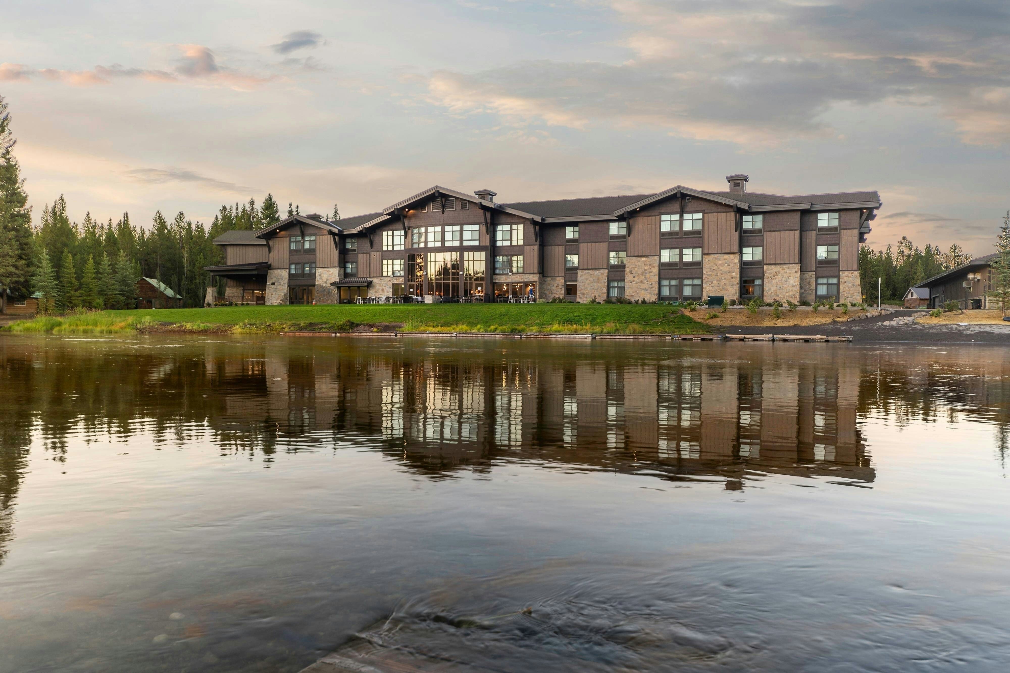 SpringHill Suites by Marriott Island Park Yellowstone 64/67