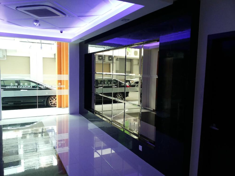 Eminent Hotel 15/26