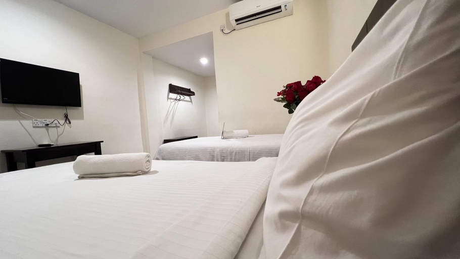 Chariton Skudai Hotel 4/10