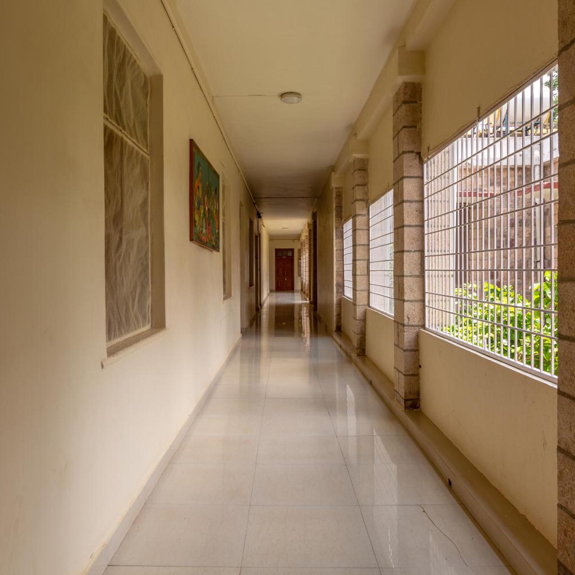 Kstdc Hotel Mayura Chalukya Badami 4/50