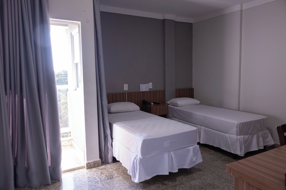 Bombonato Hotel - Facil Acesso Ao Aeroporto E Parque De Exposicoes Abcz - By Up Hotel Uberaba 23/46