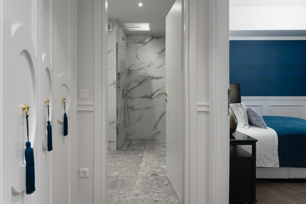 Evripidou Suites 48/50