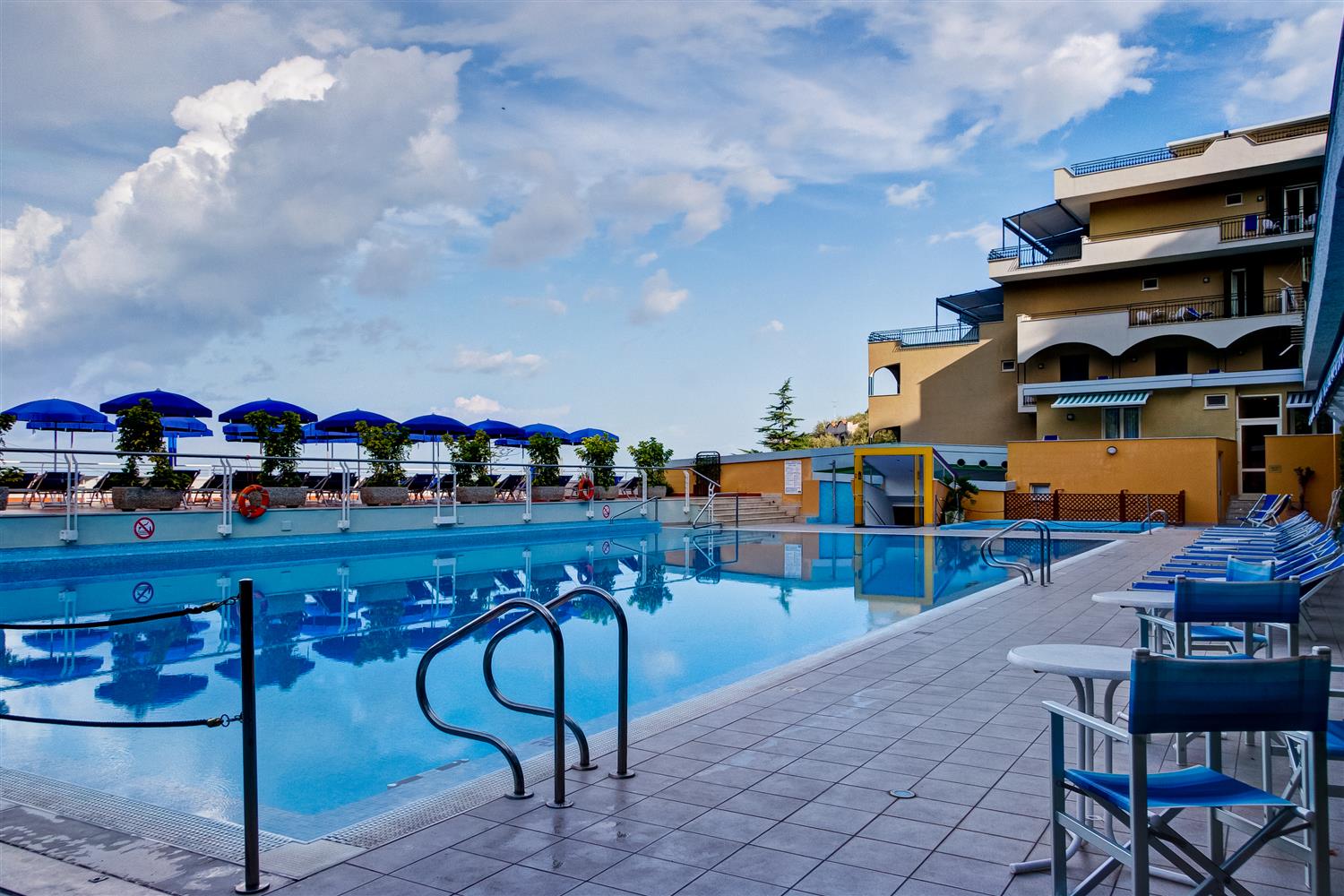 Best Western Hotel La Solara 25/28