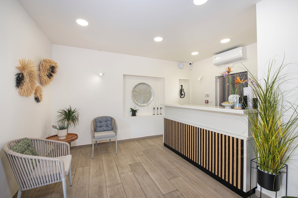 Villaggio Mare Suites 6/60
