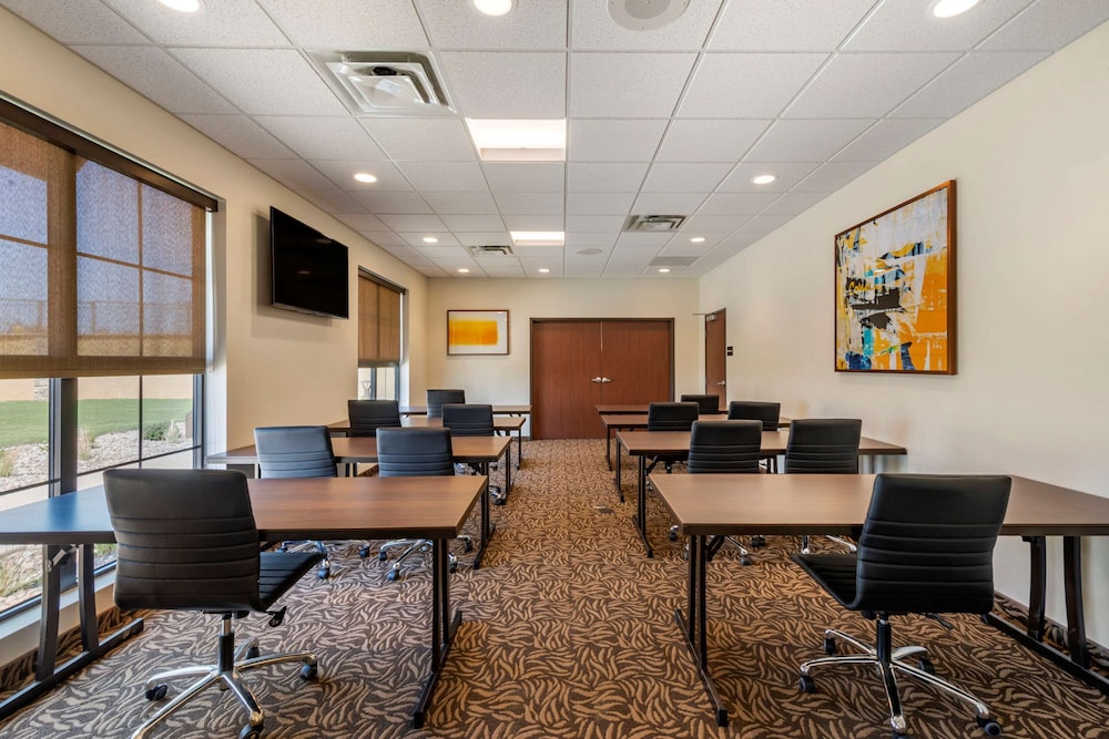 Comfort Suites Broomfield-Boulder/Interlocken 23/33